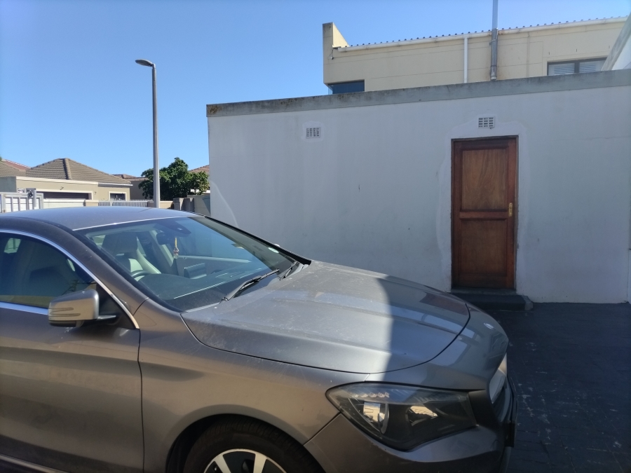 4 Bedroom Property for Sale in Parklands Western Cape